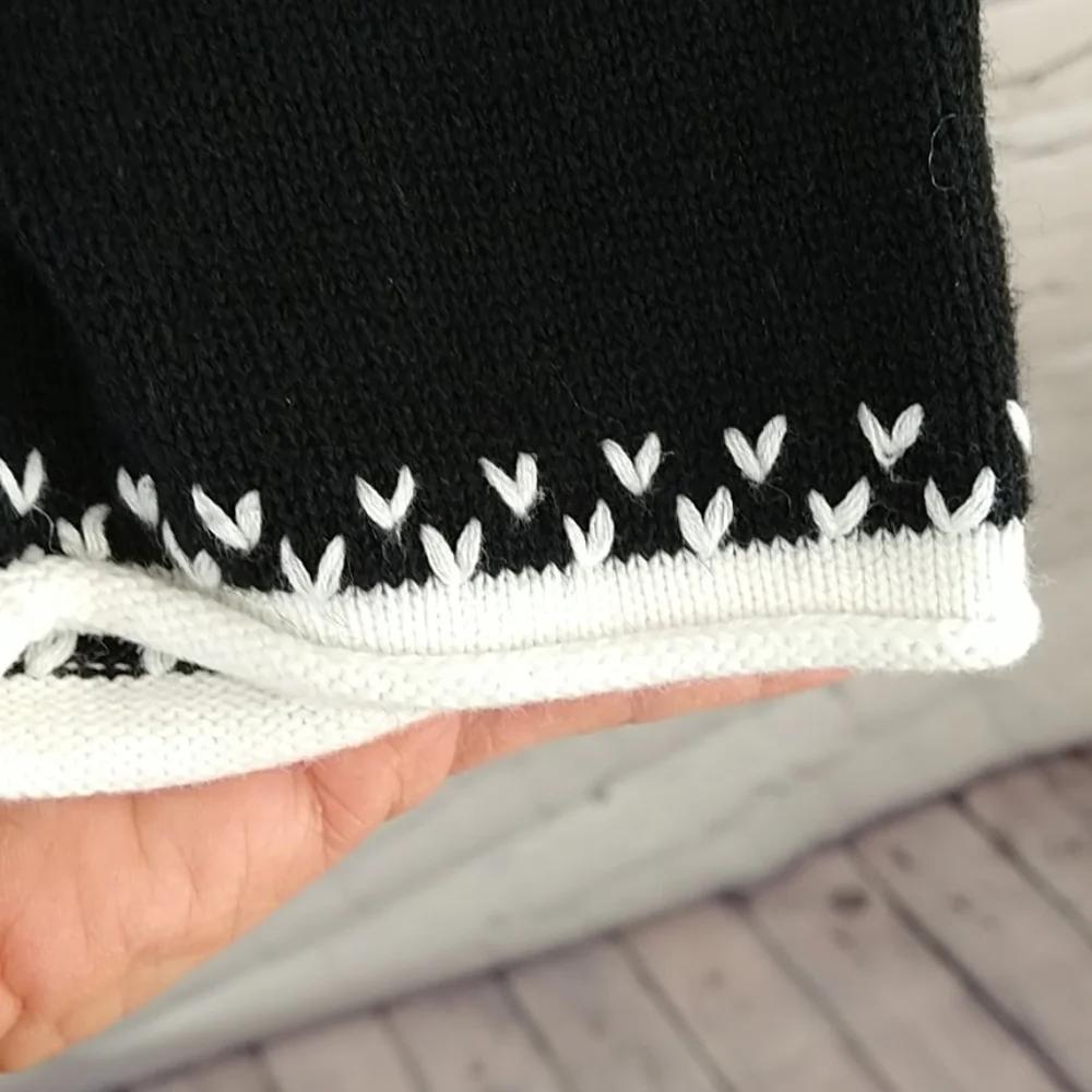 Susan Bristol Black and White Sweater Jacket